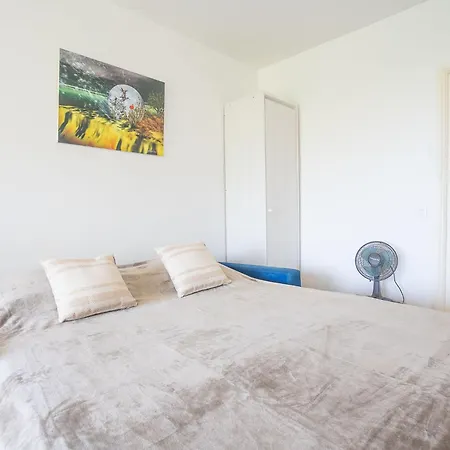 Le Trident By Interhome Apartment *