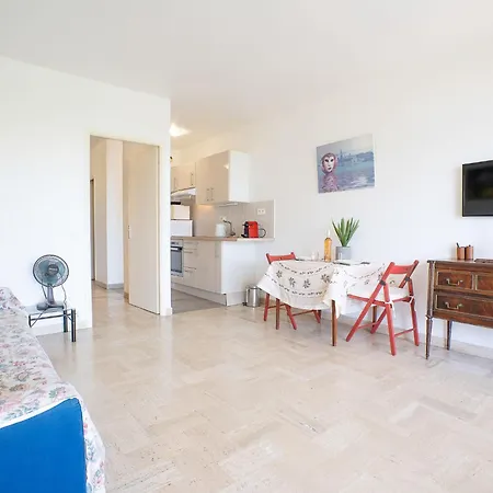 Apartment Le Trident By Interhome Cannes